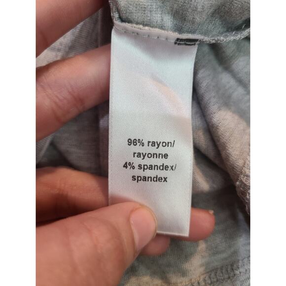 Maurices small womens graphic tee new with tags - Picture 5 of 8